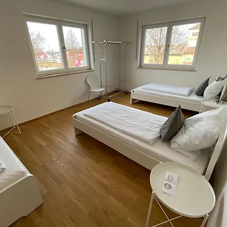 Isar Residences Landau Daire *